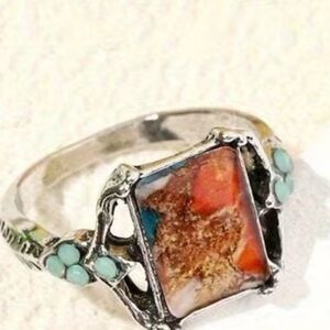 Elegant Silver Ring with Multicolor Stone